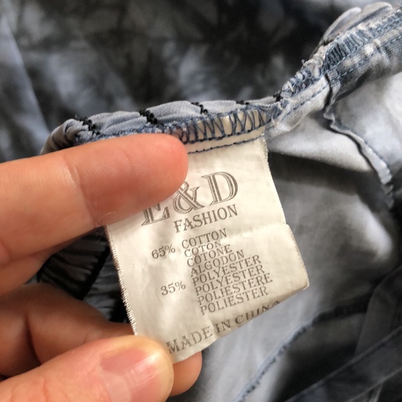 Big girls tie dye chambray dress with faux buttons - Picture 9 of 12